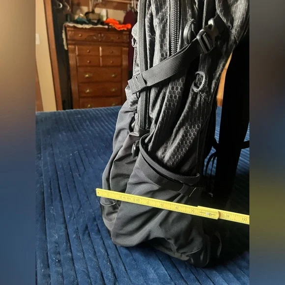 Osprey Tropos 32L EUC - Picture 14 of 16